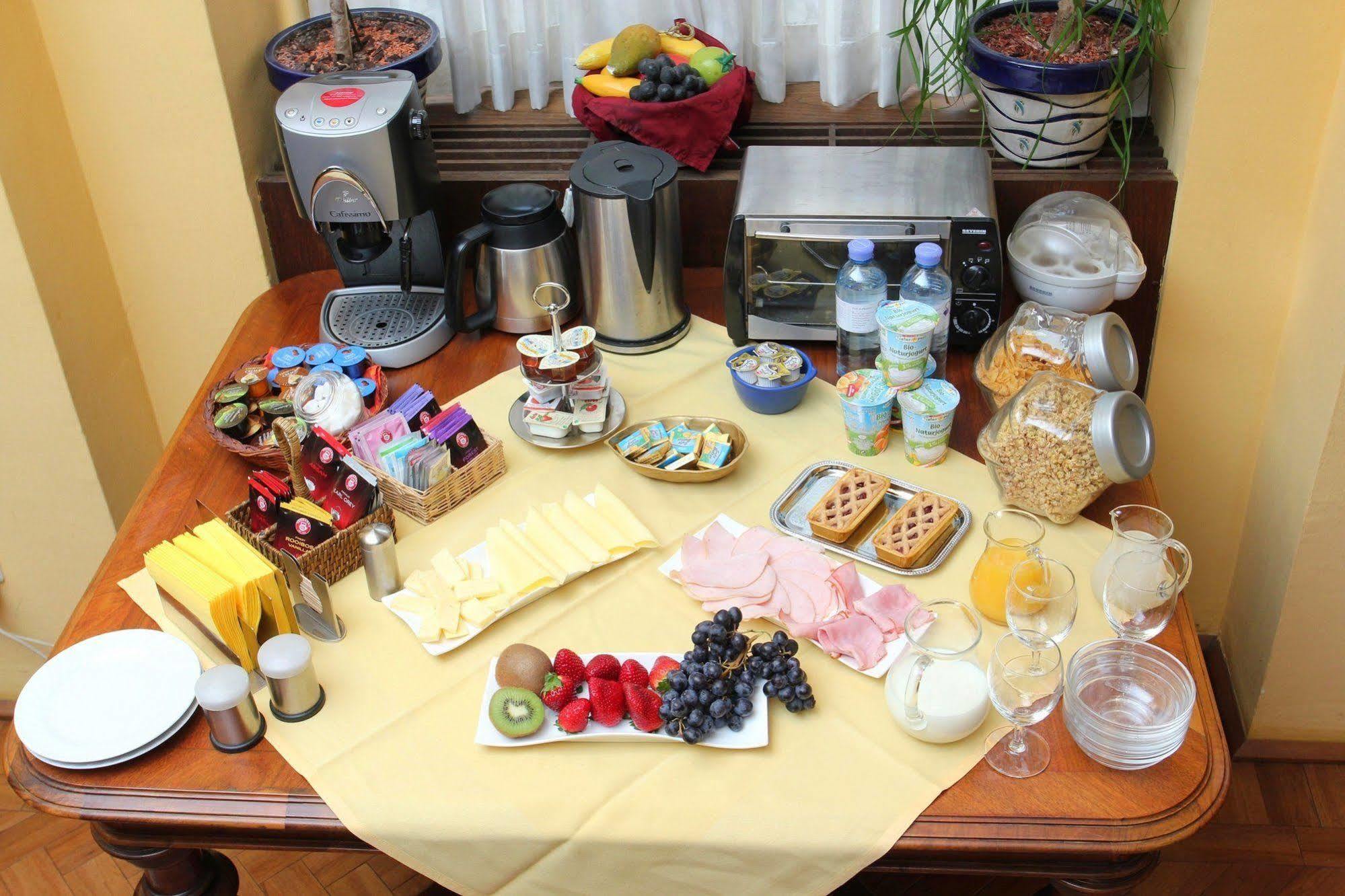Mondial Appartement Hotel เวียนนา ภายนอก รูปภาพ